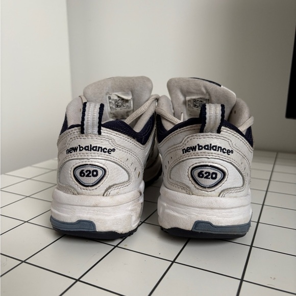 Vintage New Balance 620 Shoes 25.5cm EU 40 US8.5
Women’s white blue - Picture 9 of 10